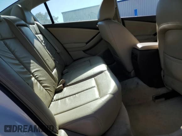 ✅ 2011 Nissan Altima S • VIN: 1N4AL2AP0BC116213 • Lot: 92538115. Wystawiony na Copart z przebiegiem Nie podano. Bezpłatny archiwum sprzedaży aukcyjnych z USA i szczegółowy raport historii pojazdu na DreamBid. Zdjęcie 10.