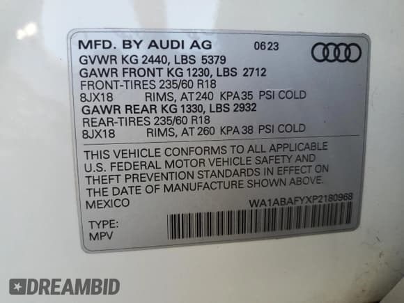 ✅ 2023 Audi Q5 Premium • VIN: WA1ABAFYXP2180968 • Lot: 81340835. Wystawiony na Copart z przebiegiem 11 537 mil. Bezpłatny archiwum sprzedaży aukcyjnych z USA i szczegółowy raport historii pojazdu na DreamBid. Zdjęcie 14.