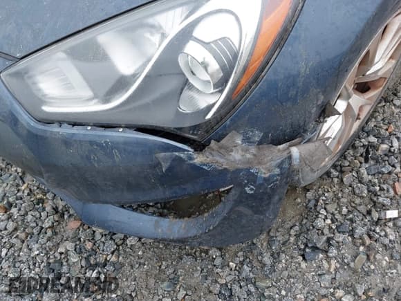 ✅ 2013 Hyundai Genesis Coupe R-Spec • VIN: KMHHU6KJ1DU084274 • Lot: 41755586. Wystawiony na IAAI z przebiegiem 151 114 mil. Bezpłatny archiwum sprzedaży aukcyjnych z USA i szczegółowy raport historii pojazdu na DreamBid. Zdjęcie 6.