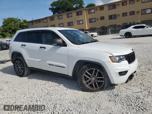 ✅ 2018 Jeep Grand Cherokee Limited • VIN: 1C4RJEBG4JC361789 • Lot: 56694815. Wystawiony na Copart z przebiegiem 149 333 mil. Bezpłatny archiwum sprzedaży aukcyjnych z USA i szczegółowy raport historii pojazdu na DreamBid. Zdjęcie 4.