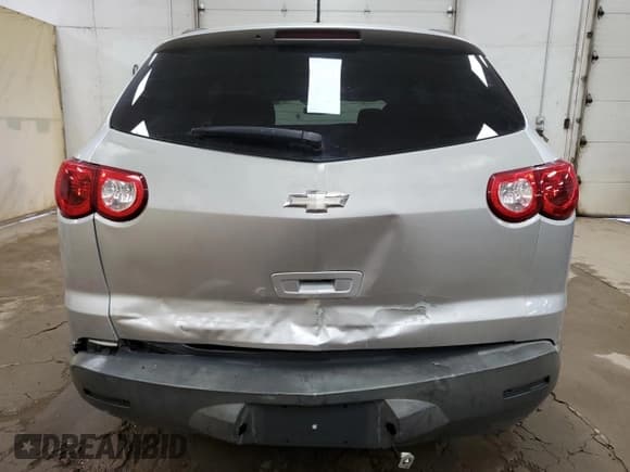 ✅ 2012 Chevrolet Traverse LS • VIN: 1GNKREED1CJ307528 • Lot: 85355725. Wystawiony na Copart z przebiegiem 142 023 mil. Bezpłatny archiwum sprzedaży aukcyjnych z USA i szczegółowy raport historii pojazdu na DreamBid. Zdjęcie 6.