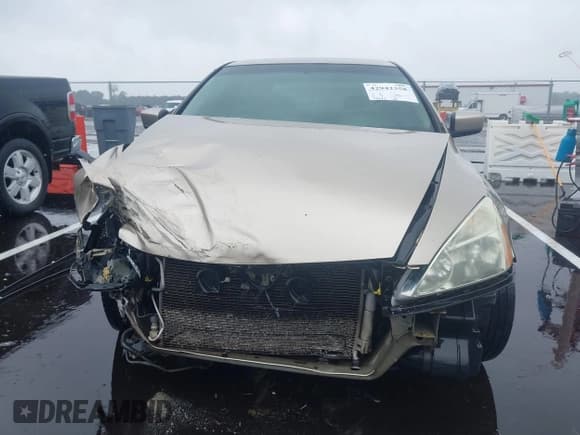 ✅ 2003 Honda Accord LX • VIN: 1HGCM66313A037385 • Lot: 42942358. Listed on IAAI with 385,096 mi. Free auction sales archive from the USA and detailed vehicle history report at DreamBid. Image 12.