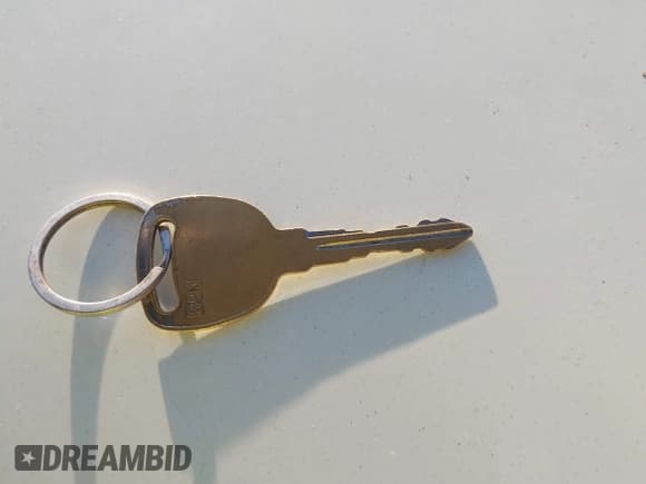 ✅ 2005 Chevrolet Tahoe LS • VIN: 1GNEC13T15R169656 • Lot: 43896635. Listed on IAAI with 261,160 mi. Free auction sales archive from the USA and detailed vehicle history report at DreamBid. Image 11.