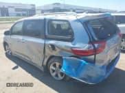 ✅ 2020 Toyota Sienna LE • VIN: 5TDKZ3DCXLS021542 • Lot: 43424830. Wystawiony na IAAI z przebiegiem 70 000 mil. Bezpłatny archiwum sprzedaży aukcyjnych z USA i szczegółowy raport historii pojazdu na DreamBid. Zdjęcie 3.