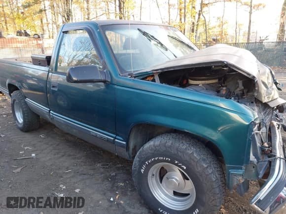 ✅ 1995 GMC Sierra 1500 • VIN: 1GTEC14H6SZ515814 • Lot: 43680085. Listed on IAAI with 231,908 mi. Free auction sales archive from the USA and detailed vehicle history report at DreamBid. Image 13.