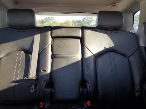 ✅ 2015 Cadillac SRX Luxury Collection • VIN: 3GYFNEE37FS525564 • Lot: 84802375. Listed on Copart with 111,079 mi. Free auction sales archive from the USA and detailed vehicle history report at DreamBid. Image 10.