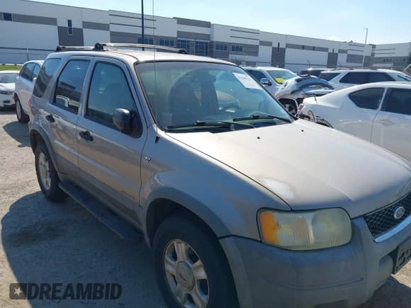 ✅ 2001 Ford Escape XLT • VIN: 1FMYU03131KA15458 • Lot: 43445943. Wystawiony na IAAI z przebiegiem Nie podano. Bezpłatny archiwum sprzedaży aukcyjnych z USA i szczegółowy raport historii pojazdu na DreamBid. Zdjęcie 1.