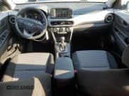 ✅ 2021 Hyundai Kona SE • VIN: KM8K12AA8MU692544 • Лот: 70327964. Опубликован ранее на Copart с пробегом 18 712 миль. Бесплатный доступ к архиву аукционных продаж из США и подробный отчёт об истории автомобиля на DreamBid. Изображение 8.