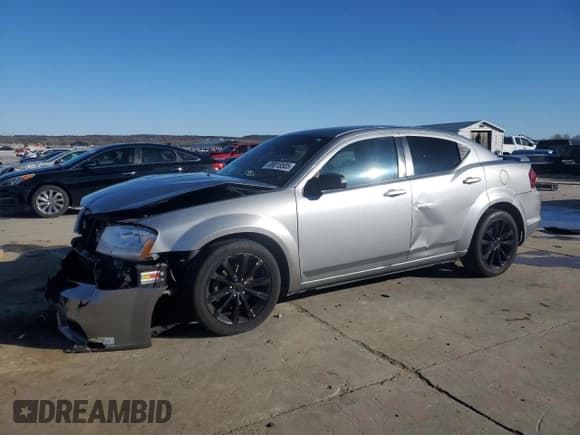 ✅ 2014 Dodge Avenger SE • VIN: 1C3CDZAB6EN182145 • Lot: 89015505. Wystawiony na Copart z przebiegiem 175 682 mil. Bezpłatny archiwum sprzedaży aukcyjnych z USA i szczegółowy raport historii pojazdu na DreamBid. Zdjęcie 1.