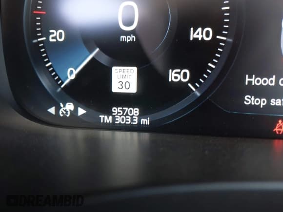 ✅ 2018 Volvo XC60 Momentum • VIN: YV4102RK3J1003049 • Лот: 43454784. Опубликован ранее на IAAI с пробегом 95 709 миль. Бесплатный доступ к архиву аукционных продаж из США и подробный отчёт об истории автомобиля на DreamBid. Изображение 16.