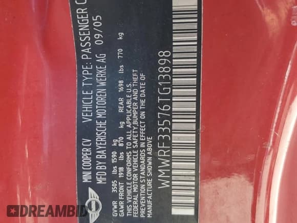 ✅ 2006 MINI Convertible • VIN: WMWRF33576TG13898 • Lot: 68398145. Wystawiony na Copart z przebiegiem Nie podano. Bezpłatny archiwum sprzedaży aukcyjnych z USA i szczegółowy raport historii pojazdu na DreamBid. Zdjęcie 12.