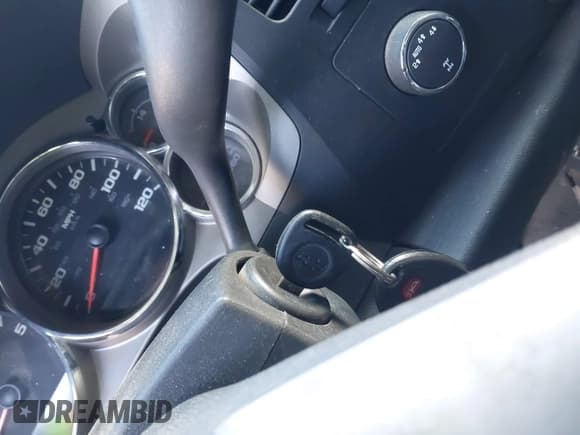 ✅ 2011 Chevrolet Silverado 1500 LT • VIN: 3GCPKSE3XBG251730 • Lot: 43478202. Wystawiony na IAAI z przebiegiem 159 837 mil. Bezpłatny archiwum sprzedaży aukcyjnych z USA i szczegółowy raport historii pojazdu na DreamBid. Zdjęcie 11.