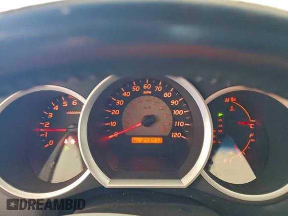 ✅ 2011 Toyota Tacoma PreRunner • VIN: 3TMJU4GN8BM113695 • Lot: 94365735. Listed on Copart with 249,473 mi. Free auction sales archive from the USA and detailed vehicle history report at DreamBid. Image 9.