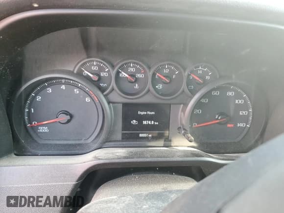 ✅ 2021 Chevrolet Silverado 1500 Work Truck • VIN: 3GCUYAEF1MG119853 • Lot: 62598494. Wystawiony na Copart z przebiegiem 88 951 mil. Bezpłatny archiwum sprzedaży aukcyjnych z USA i szczegółowy raport historii pojazdu na DreamBid. Zdjęcie 9.