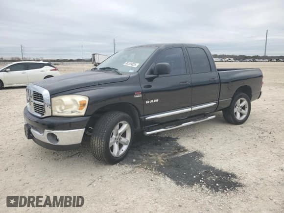 ✅ 2008 Dodge 1500 Laramie • VIN: 1D7HA18288S500795 • Lot: 88369025. Wystawiony na Copart z przebiegiem 171 730 mil. Bezpłatny archiwum sprzedaży aukcyjnych z USA i szczegółowy raport historii pojazdu na DreamBid. Zdjęcie 1.