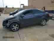 2014 Chevrolet Sonic LTZ с VIN 1G1JE5SG3E4113429, выставлен на аукционе Copart как лот 48419015 с пробегом 287 464 миль миль и Списание • Salvage title. История ставок и продаж доступна на DreamBid. Изображение 1.