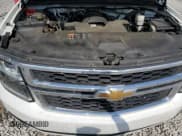 ✅ 2016 Chevrolet Suburban LS • VIN: 1GNSKGKC3GR144206 • Lot: 68899725. Wystawiony na Copart z przebiegiem 166 424 mil. Bezpłatny archiwum sprzedaży aukcyjnych z USA i szczegółowy raport historii pojazdu na DreamBid. Zdjęcie 12.
