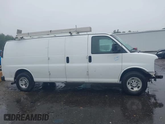 ✅ 2019 Chevrolet Express Cargo • VIN: 1GCWGBFP9K1193039 • Лот: 42482812. Опубликован ранее на IAAI с пробегом 152 787 миль. Бесплатный доступ к архиву аукционных продаж из США и подробный отчёт об истории автомобиля на DreamBid. Изображение 14.