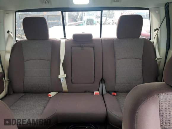 ✅ 2018 Ram 3500 Big Horn • VIN: 3C63R3DJ3JG220390 • Лот: 46666765. Опубликован ранее на Copart с пробегом 122 797 миль. Бесплатный доступ к архиву аукционных продаж из США и подробный отчёт об истории автомобиля на DreamBid. Изображение 10.