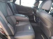 ✅ 2021 Lexus LS 500 • VIN: JTHD51FF1M5014484 • Lot: 85582674. Wystawiony na Copart z przebiegiem 37 007 mil. Bezpłatny archiwum sprzedaży aukcyjnych z USA i szczegółowy raport historii pojazdu na DreamBid. Zdjęcie 10.