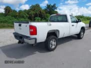 ✅ 2013 Chevrolet Silverado 2500HD Work Truck • VIN: 1GC0CVCG7DF156942 • Lot: 42725390. Wystawiony na IAAI z przebiegiem 177 154 mil. Bezpłatny archiwum sprzedaży aukcyjnych z USA i szczegółowy raport historii pojazdu na DreamBid. Zdjęcie 4.