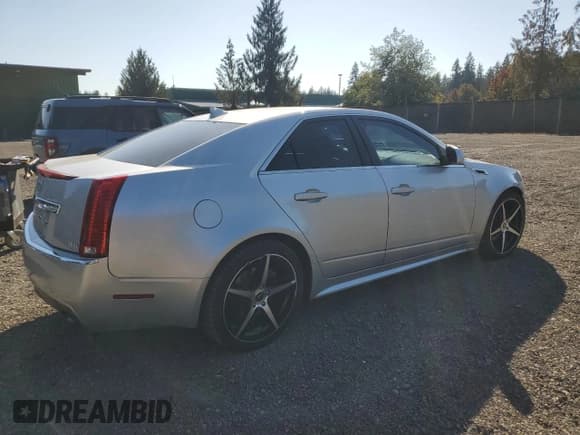 ✅ 2012 Cadillac CTS Performance • VIN: 1G6DL5E37C0141714 • Lot: 81606885. Listed on Copart with 106,866 mi. Free auction sales archive from the USA and detailed vehicle history report at DreamBid. Image 3.