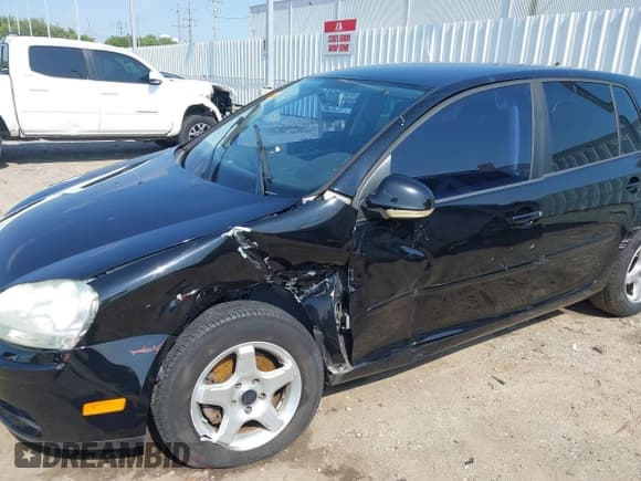 ✅ 2009 Volkswagen Rabbit S • VIN: WVWDA71KX9W141224 • Lot: 42174538. Listed on IAAI with 130,540 mi. Free auction sales archive from the USA and detailed vehicle history report at DreamBid. Image 6.