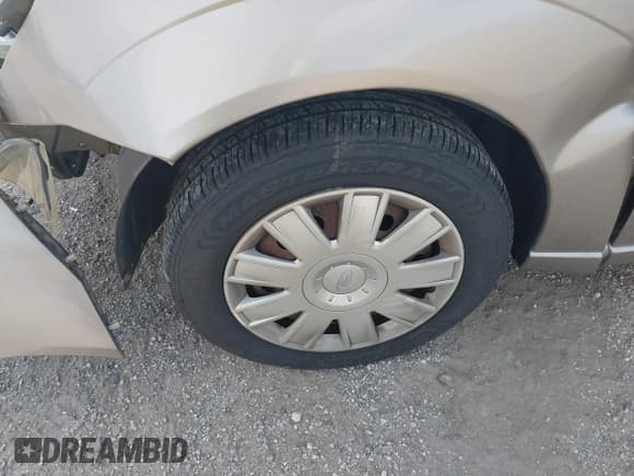 ✅ 2004 Ford Focus SE • VIN: 1FAFP34374W149607 • Lot: 42949262. Listed on IAAI with Not provided. Free auction sales archive from the USA and detailed vehicle history report at DreamBid. Image 12.