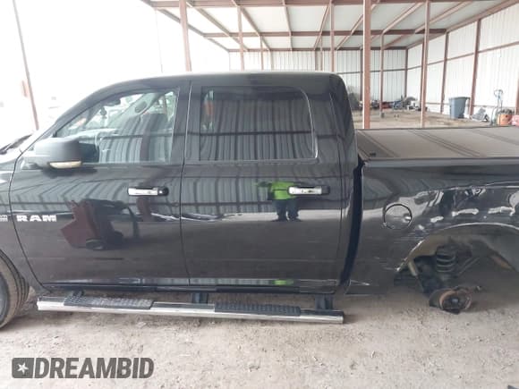 ✅ 2009 Dodge 1500 SLT • VIN: 1D3HB13T49S712884 • Lot: 41428616. Wystawiony na IAAI z przebiegiem 213 978 mil. Bezpłatny archiwum sprzedaży aukcyjnych z USA i szczegółowy raport historii pojazdu na DreamBid. Zdjęcie 14.