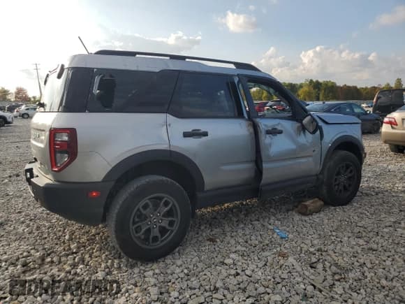 ✅ 2021 Ford Bronco Sport Big Bend • VIN: 3FMCR9B62MRB37404 • Lot: 81563325. Wystawiony na Copart z przebiegiem 49 136 mil. Bezpłatny archiwum sprzedaży aukcyjnych z USA i szczegółowy raport historii pojazdu na DreamBid. Zdjęcie 3.