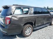 ✅ 2021 Chevrolet Suburban LT • VIN: 1GNSKCKD0MR254109 • Lot: 42569011. Wystawiony na IAAI z przebiegiem 82 465 mil. Bezpłatny archiwum sprzedaży aukcyjnych z USA i szczegółowy raport historii pojazdu na DreamBid. Zdjęcie 6.