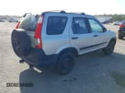 ✅ 2004 Honda CR-V LX • VIN: SHSRD78534U235531 • Lot: 41949403. Wystawiony na IAAI z przebiegiem 143 292 mil. Bezpłatny archiwum sprzedaży aukcyjnych z USA i szczegółowy raport historii pojazdu na DreamBid. Zdjęcie 4.