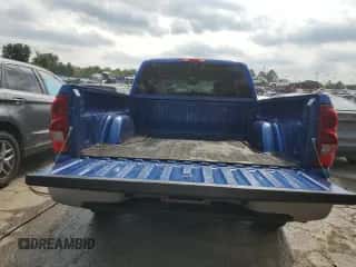 ✅ 2003 Chevrolet Silverado 1500 Work Truck • VIN: 1GCEC19X93Z323269 • Lot: 67268194. Wystawiony na Copart z przebiegiem 87 401 mil mil. Skorzystaj z bezpłatnego archiwum sprzedaży aukcyjnych z USA i zobacz szczegółowy raport historii pojazdu na DreamBid. Zdjęcie 6.