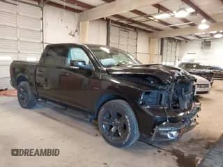 2017 Ram 1500 Night z VIN 1C6RR7MT0HS831726, wystawiony jako IAAI lot #41642459 z przebiegiem 90 423 mil mil oraz . Historia ofert i sprzedaży dostępna na DreamBid. Obrazek 1.