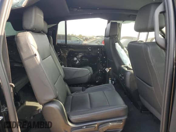 ✅ 2023 Chevrolet Suburban Z71 • VIN: 1GNSKDKD9PR110388 • Lot: 72039095. Listed on Copart with 43,395 mi. Free auction sales archive from the USA and detailed vehicle history report at DreamBid. Image 11.