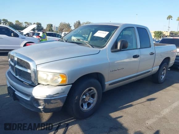✅ 2002 Dodge 1500 • VIN: 3D7HA18N22G200386 • Lot: 43111621. Listed on IAAI with 216,026 mi. Free auction sales archive from the USA and detailed vehicle history report at DreamBid. Image 2.