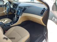 ✅ 2013 Hyundai Sonata GLS • VIN: 5NPEB4AC5DH555633 • Lot: 43398699. Wystawiony na IAAI z przebiegiem 144 836 mil. Bezpłatny archiwum sprzedaży aukcyjnych z USA i szczegółowy raport historii pojazdu na DreamBid. Zdjęcie 5.