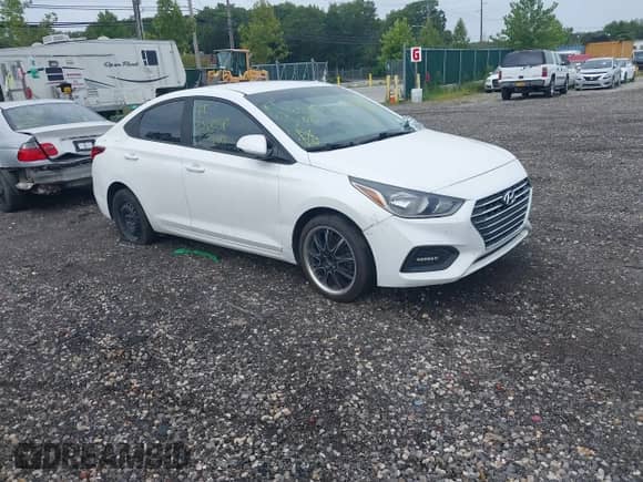 ✅ 2019 Hyundai Accent SE • VIN: 3KPC24A30KE080661 • Lot: 42998270. Listed on IAAI with 9,999,999 mi miles. Access the free auction sales archive from the USA and view a detailed vehicle history report at DreamBid. Image 1.