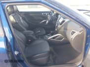 ✅ 2016 Hyundai Veloster • VIN: KMHTC6AD8GU261710 • Lot: 41349109. Wystawiony na IAAI z przebiegiem 96 750 mil. Bezpłatny archiwum sprzedaży aukcyjnych z USA i szczegółowy raport historii pojazdu na DreamBid. Zdjęcie 5.