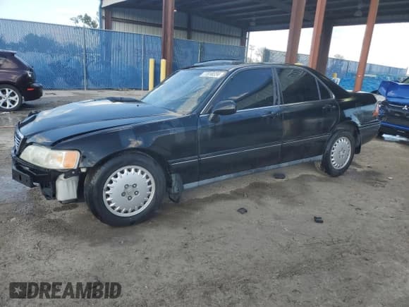 ✅ 1997 Acura RL • VIN: JH4KA9640VC008821 • Лот: 77010224. Опубликован ранее на Copart с пробегом 31 803 миль. Бесплатный доступ к архиву аукционных продаж из США и подробный отчёт об истории автомобиля на DreamBid. Изображение 1.