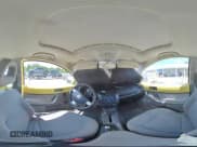 ✅ 2001 Volkswagen Beetle GLS • VIN: 3VWCP21C81M478689 • Lot: 56419645. Wystawiony na Copart z przebiegiem 184 682 mil. Bezpłatny archiwum sprzedaży aukcyjnych z USA i szczegółowy raport historii pojazdu na DreamBid. Zdjęcie 14.