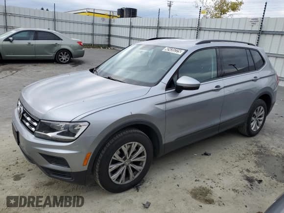 ✅ 2020 Volkswagen Tiguan S • VIN: 3VV1B7AX1LM111677 • Lot: 92435225. Wystawiony na Copart z przebiegiem 192 525 mil. Bezpłatny archiwum sprzedaży aukcyjnych z USA i szczegółowy raport historii pojazdu na DreamBid. Zdjęcie 1.