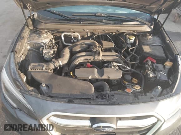 ✅ 2018 Subaru Outback Premium • VIN: 4S4BSAHCXJ3291092 • Lot: 43690389. Wystawiony na IAAI z przebiegiem 204 149 mil. Bezpłatny archiwum sprzedaży aukcyjnych z USA i szczegółowy raport historii pojazdu na DreamBid. Zdjęcie 10.