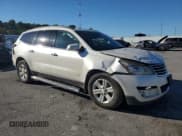 ✅ 2014 Chevrolet Traverse LT • VIN: 1GNKRGKD6EJ353620 • Lot: 86890865. Wystawiony na Copart z przebiegiem 197 765 mil. Bezpłatny archiwum sprzedaży aukcyjnych z USA i szczegółowy raport historii pojazdu na DreamBid. Zdjęcie 4.