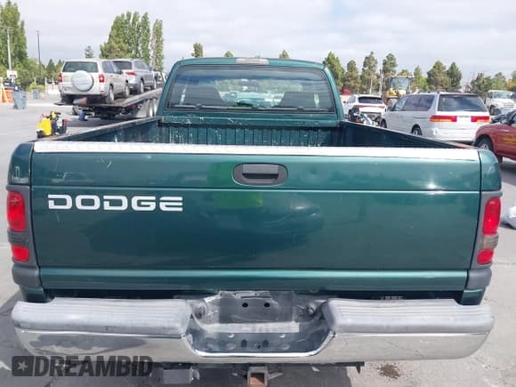 ✅ 2001 Dodge 1500 • VIN: 3B7HC13Z61G758822 • Lot: 42736366. Listed on IAAI with 114,934 mi. Free auction sales archive from the USA and detailed vehicle history report at DreamBid. Image 17.