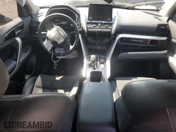 ✅ 2023 Mitsubishi Eclipse Cross SE • VIN: JA4ATWAA3PZ024461 • Лот: 64724195. Опубликован ранее на Copart с пробегом Не указан. Бесплатный доступ к архиву аукционных продаж из США и подробный отчёт об истории автомобиля на DreamBid. Изображение 8.