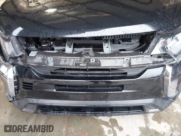 ✅ 2020 Mitsubishi Outlander ES • VIN: JA4AZ3A36LZ040968 • Lot: 42892140. Wystawiony na IAAI z przebiegiem 125 702 mil. Bezpłatny archiwum sprzedaży aukcyjnych z USA i szczegółowy raport historii pojazdu na DreamBid. Zdjęcie 17.