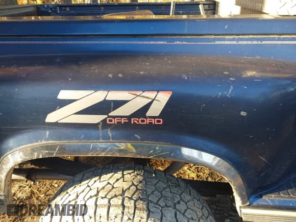 ✅ 1996 Chevrolet Silverado 1500 • VIN: 2GCEK19R2T1164298 • Лот: 43644368. Опубликован ранее на IAAI с пробегом 311 313 миль. Бесплатный доступ к архиву аукционных продаж из США и подробный отчёт об истории автомобиля на DreamBid. Изображение 6.