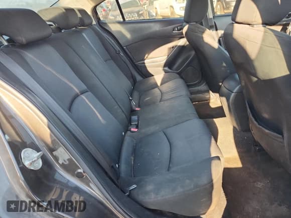 ✅ 2016 Mazda 3 i Sport • VIN: JM1BM1T71G1300985 • Лот: 84643545. Опубликован ранее на Copart с пробегом 192 544 миль. Бесплатный доступ к архиву аукционных продаж из США и подробный отчёт об истории автомобиля на DreamBid. Изображение 10.