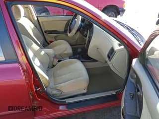 ✅ 2003 Hyundai Elantra GLS • VIN: KMHDN45D13U523350 • Lot: 41355829. Wystawiony na IAAI z przebiegiem 137 140 mil. Bezpłatny archiwum sprzedaży aukcyjnych z USA i szczegółowy raport historii pojazdu na DreamBid. Zdjęcie 5.